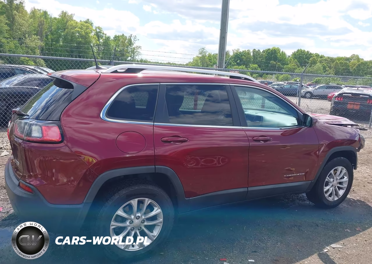 2019 Jeep Cherokee Latitude 4X4 VIN:1C4PJMCB2KD469053 - 14