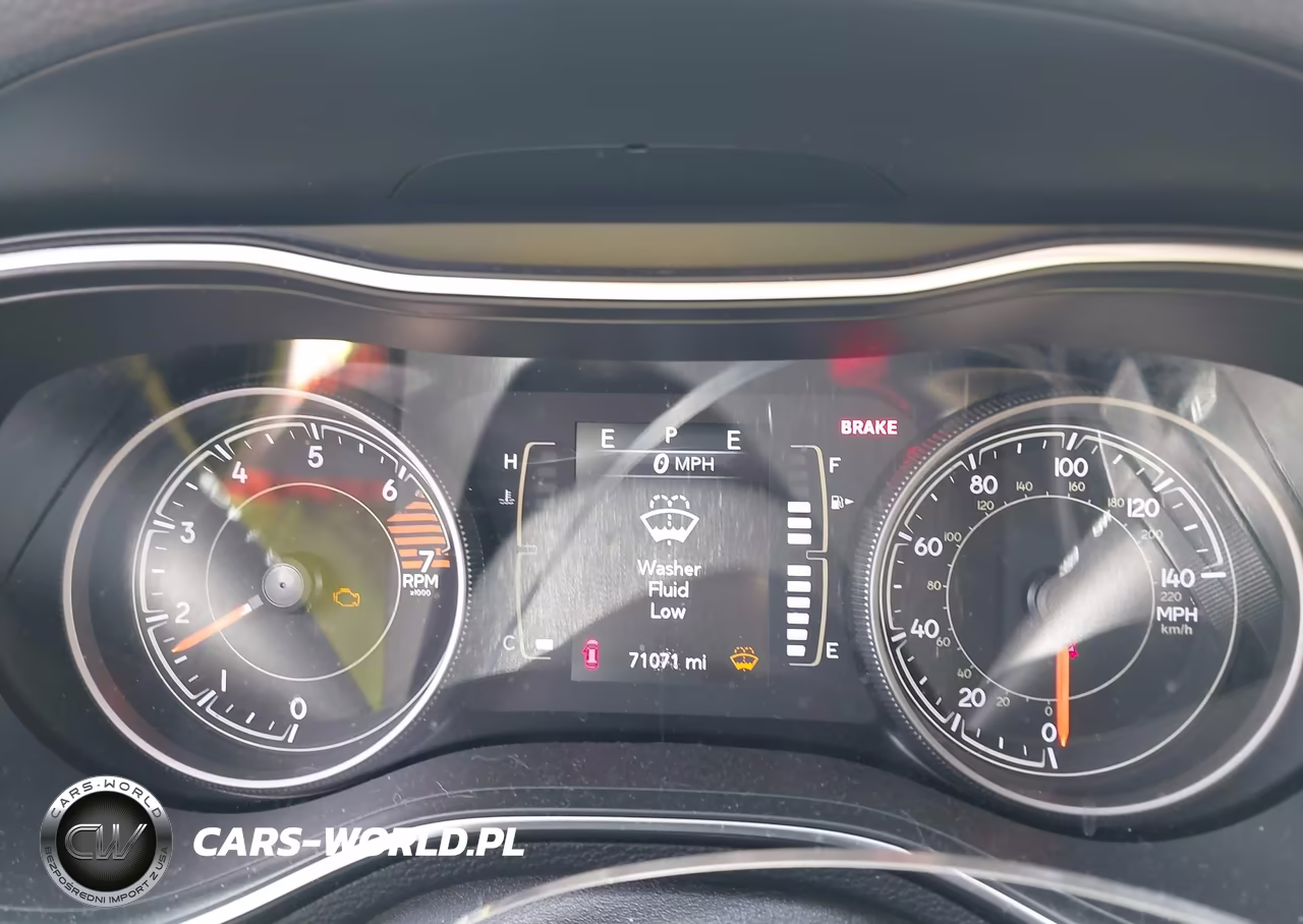 2019 Jeep Cherokee Latitude 4X4 VIN:1C4PJMCB2KD469053 - 7