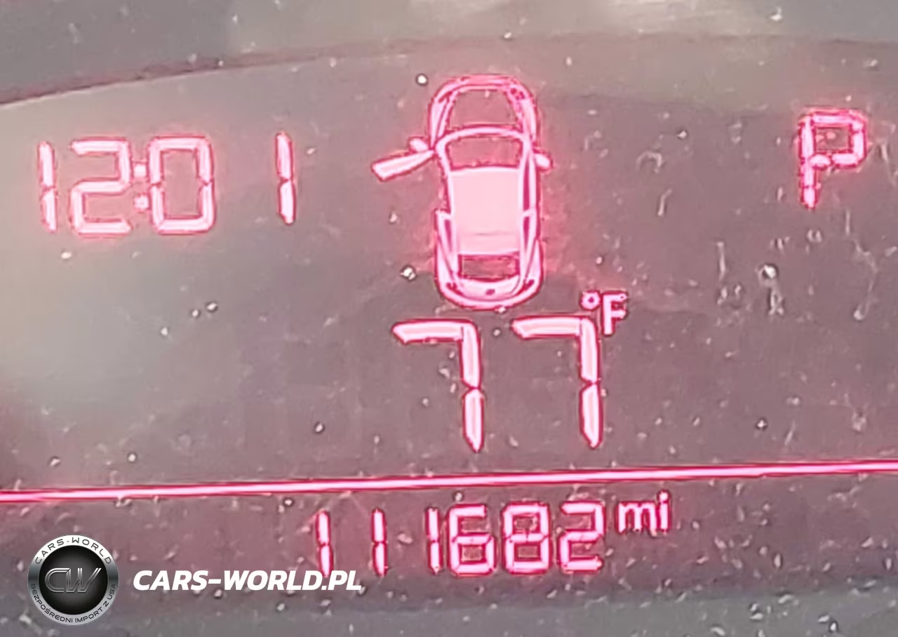2013 Volkswagen Beetle 2.0T VIN:3VW7S7AT1DM821053 - 15
