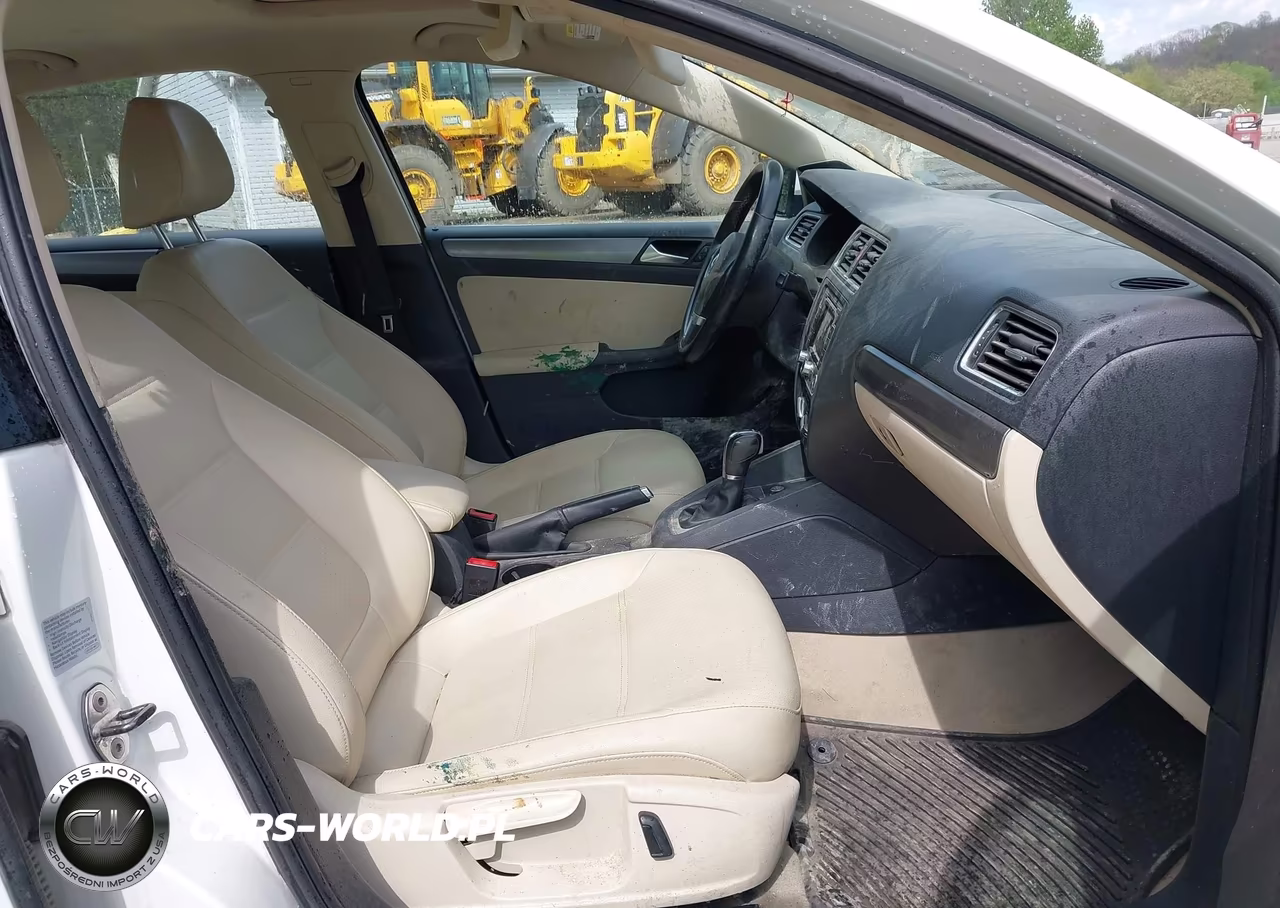 2013 Volkswagen Jetta 2.0L Tdi VIN:3VWLL7AJ8DM356698 - 5