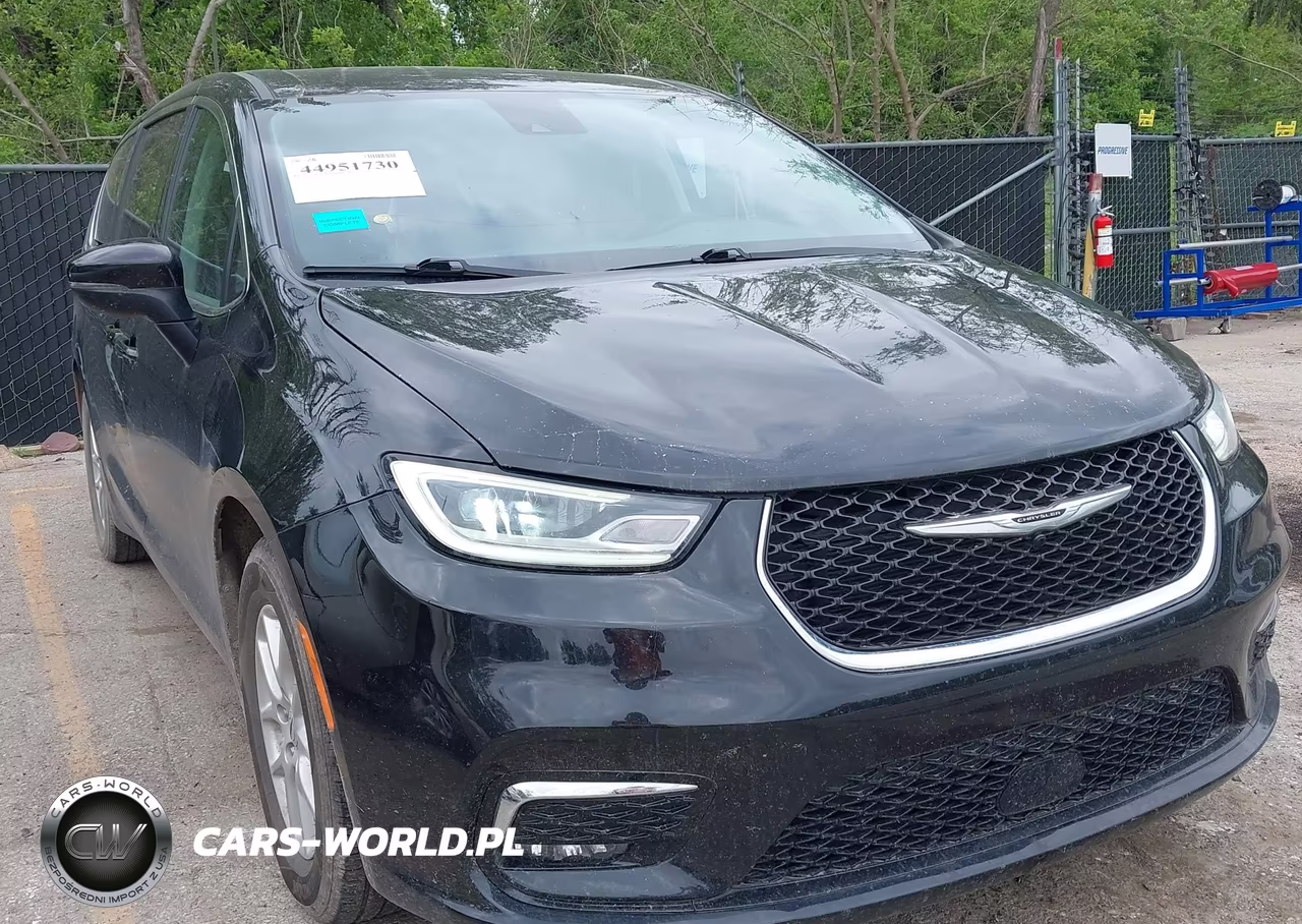 2023 Chrysler Pacifica Touring L – zdjęcie 1 z 18