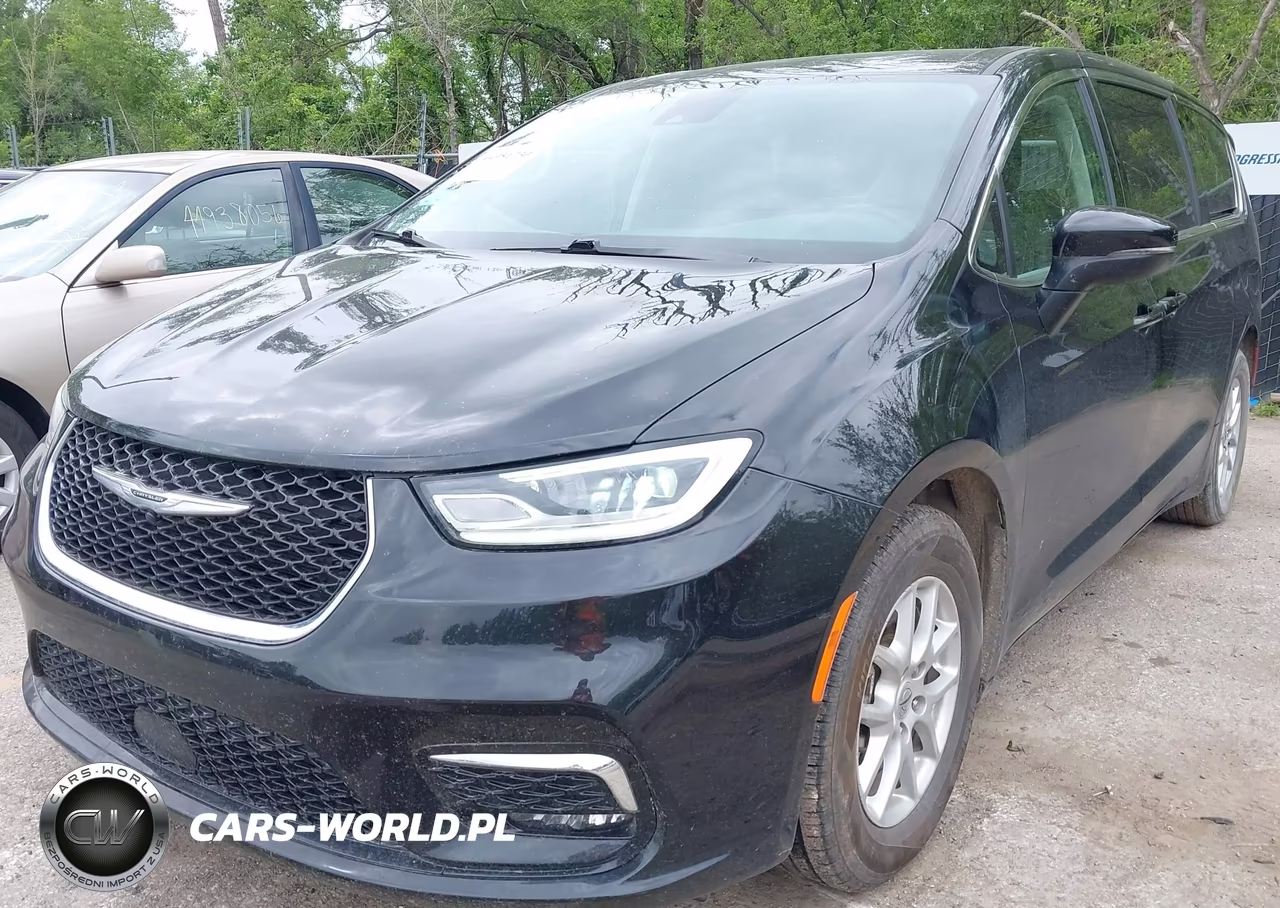 2023 Chrysler Pacifica Touring L VIN:2C4RC1BG5PR517129 - 2