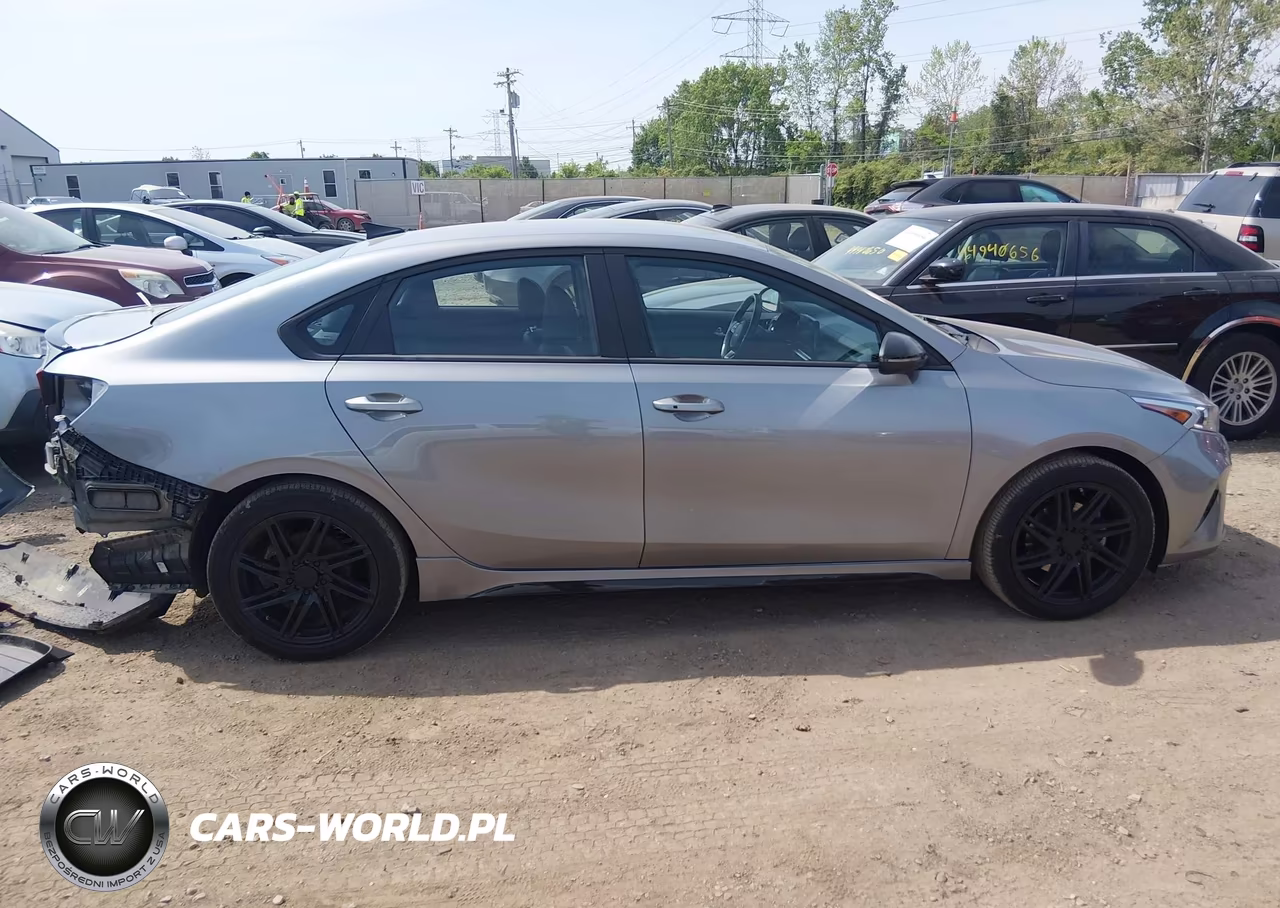 2022 Kia Forte Gt-Line VIN:3KPF54AD8NE455715 - 14