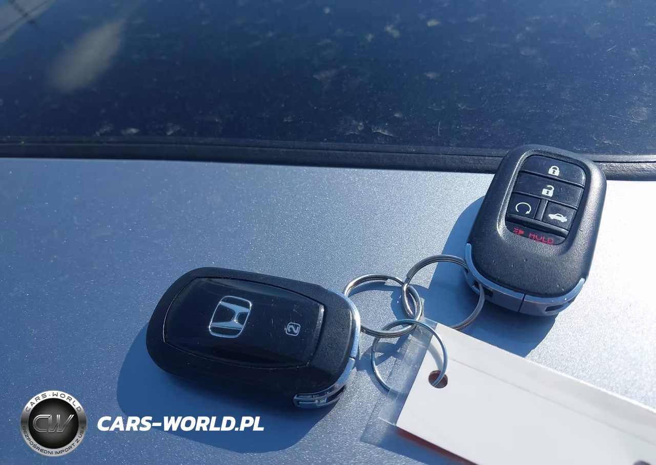 2023 Honda Accord Hybrid Sport-L VIN:1HGCY2F72PA018477 - 11
