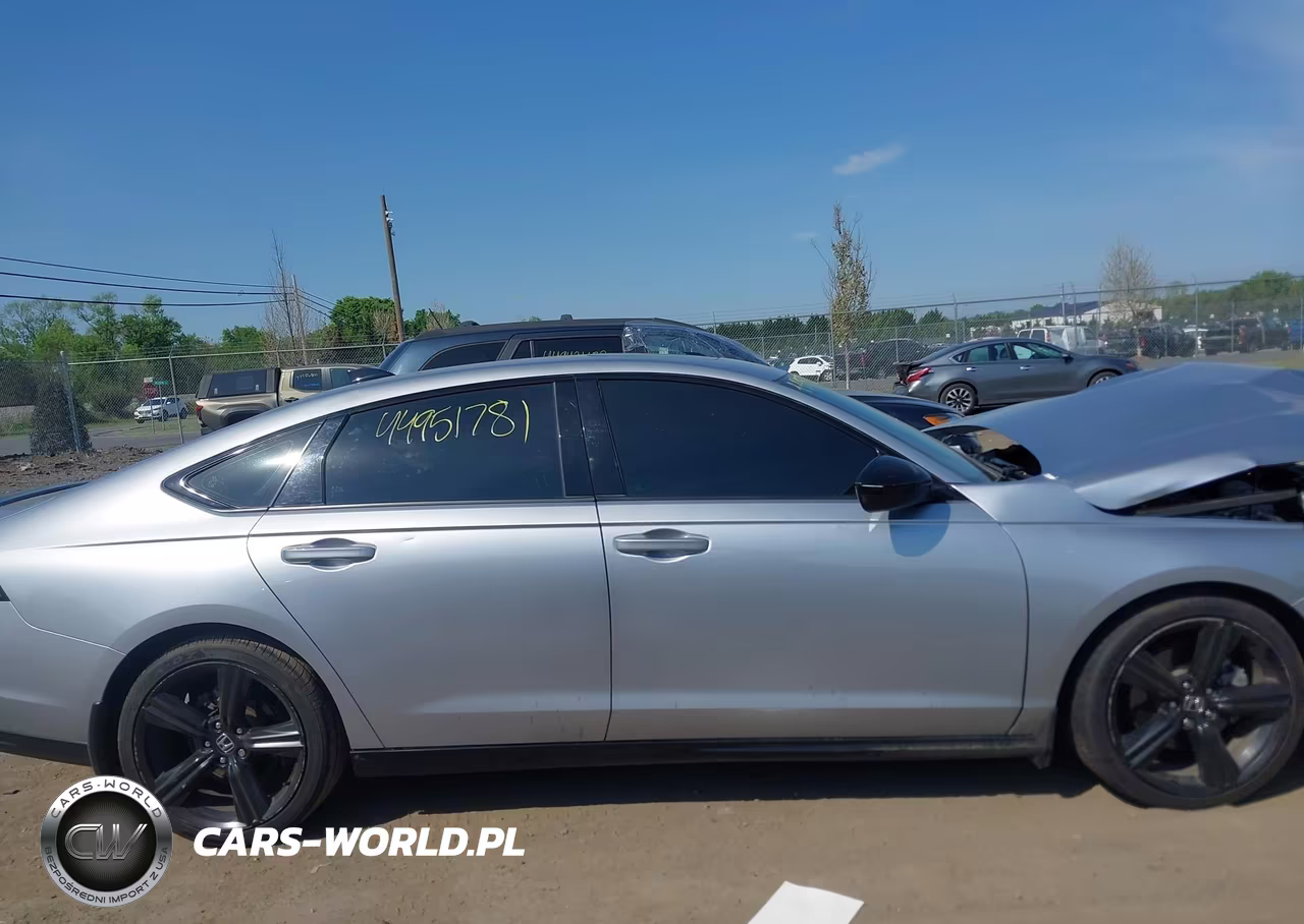 2023 Honda Accord Hybrid Sport-L VIN:1HGCY2F72PA018477 - 13