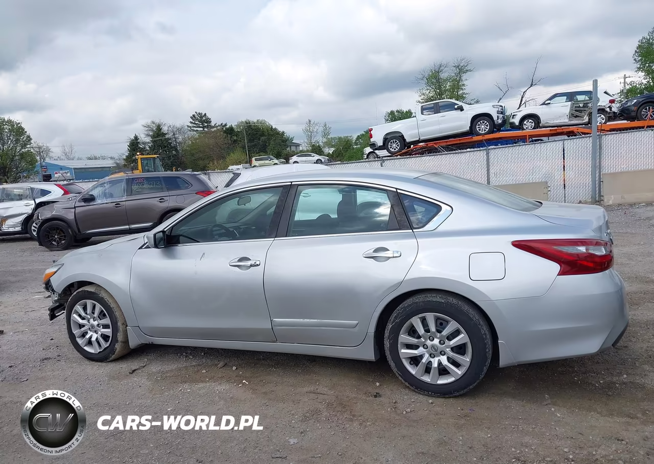 2018 Nissan Altima 2.5 S VIN:1N4AL3AP7JC262399 - 15