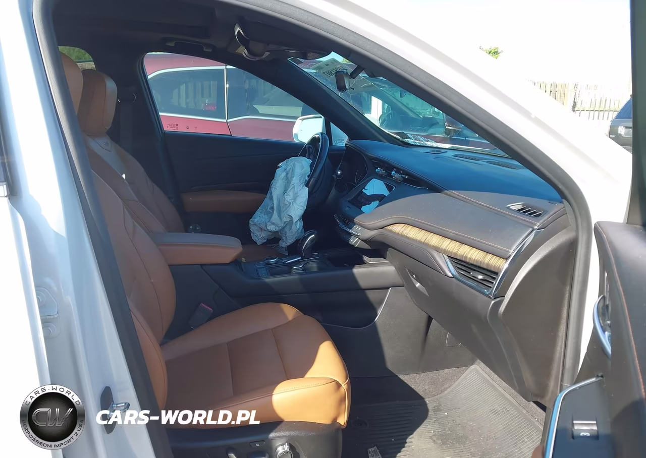 2019 Cadillac Xt4 Premium Luxury VIN:1GYFZDR44KF187122 - 5