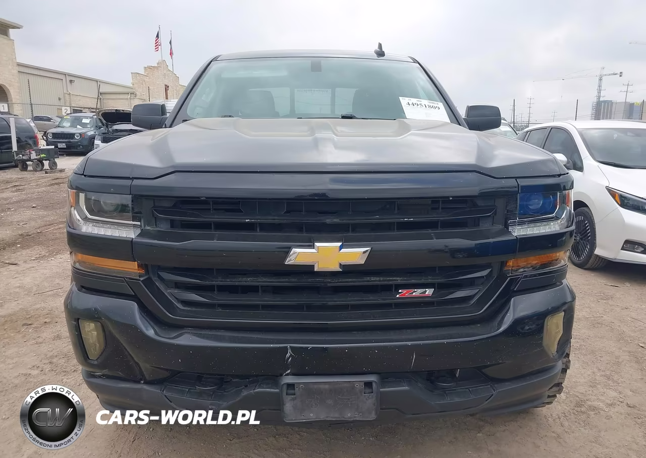 2018 Chevrolet Silverado 1500 2Lt VIN:3GCUKREC5JG370375 - 12
