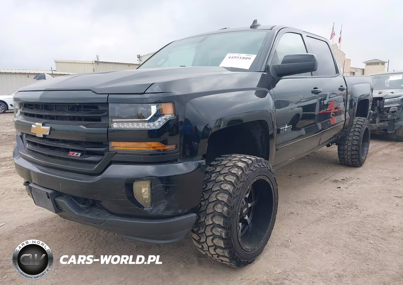 2018 Chevrolet Silverado 1500 2Lt VIN:3GCUKREC5JG370375 - 2