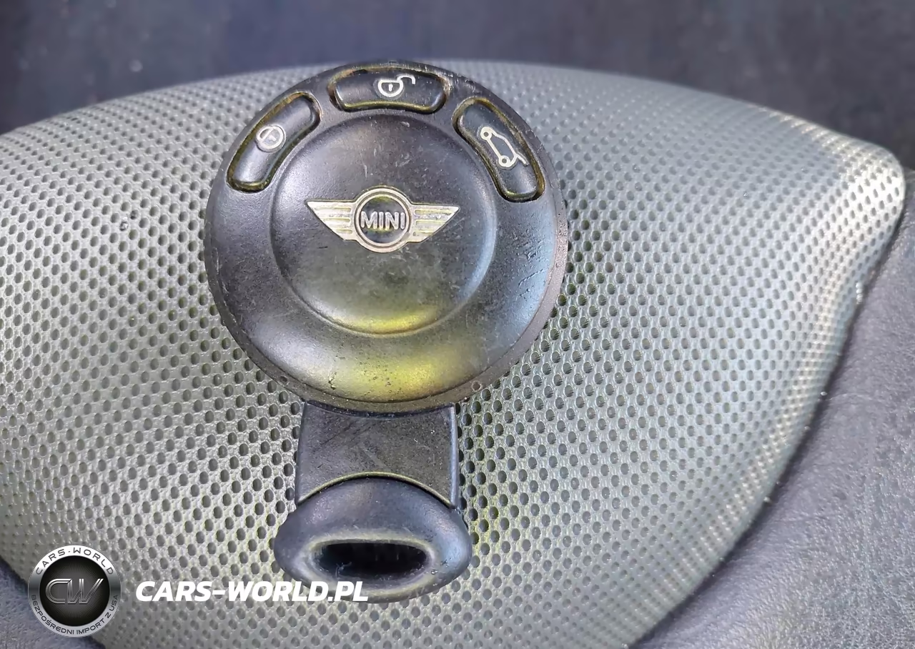 2010 Mini Cooper S VIN:WMWMF7C5XATW89686 - 11