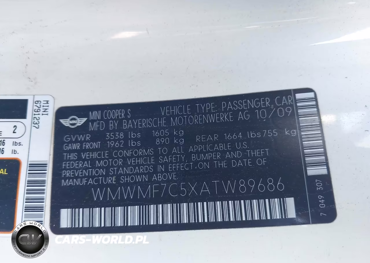 2010 Mini Cooper S VIN:WMWMF7C5XATW89686 - 9