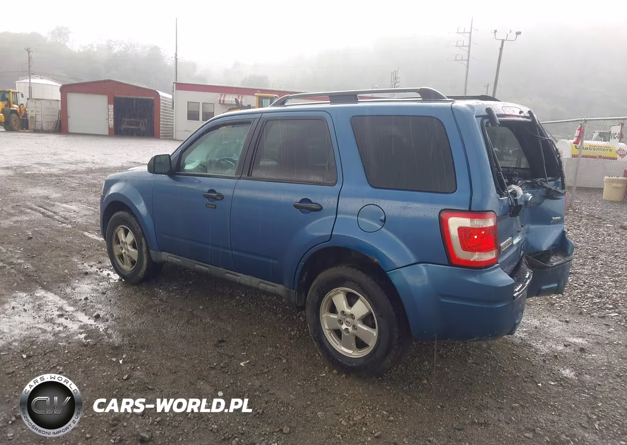 2010 Ford Escape Xlt VIN:1FMCU9DG8AKD17796 - 3