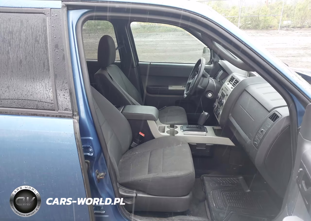 2010 Ford Escape Xlt VIN:1FMCU9DG8AKD17796 - 5