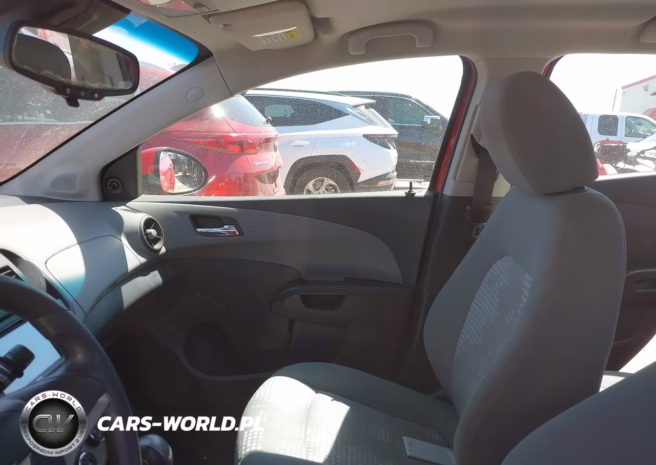 2012 Chevrolet Sonic 2Ls VIN:1G1JA5SH2C4199396 - 5