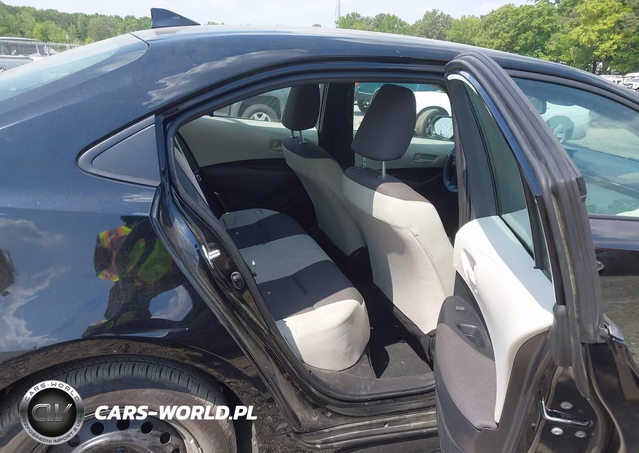 2026 Toyota Corolla Le VIN:5YFB4MDE0TP403786 - 8