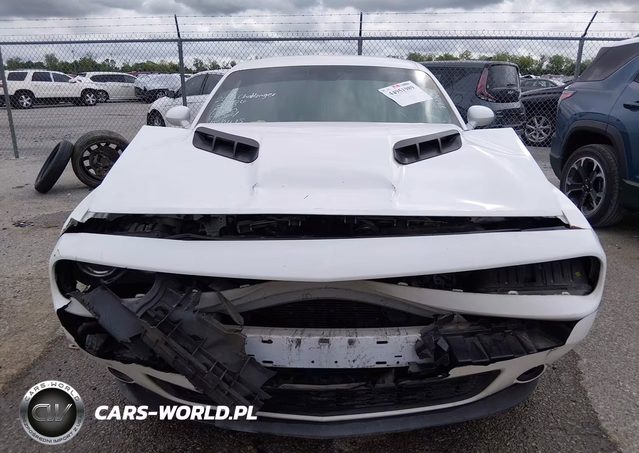 2018 Dodge Challenger Sxt VIN:2C3CDZAG8JH311064 - 12