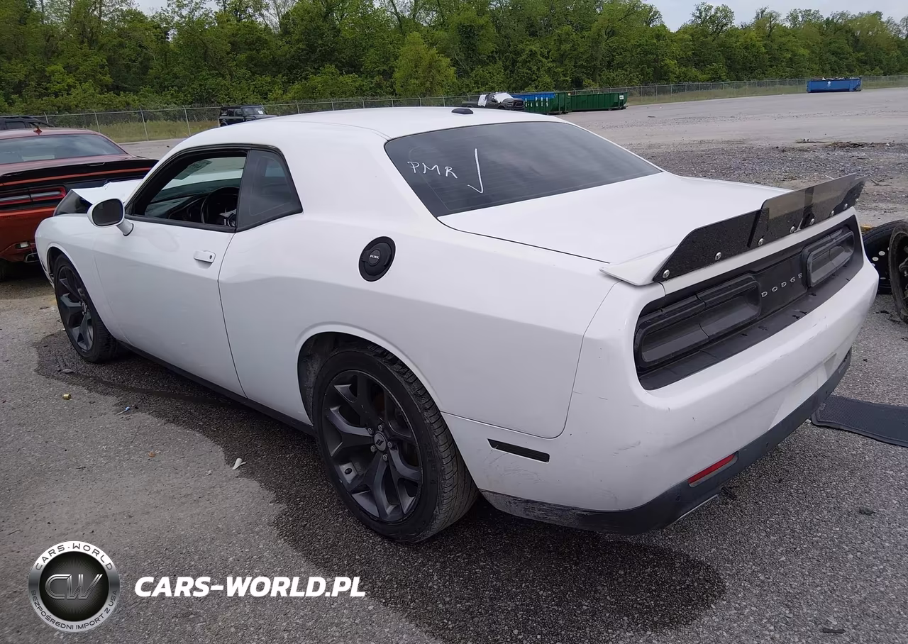 2018 Dodge Challenger Sxt VIN:2C3CDZAG8JH311064 - 3