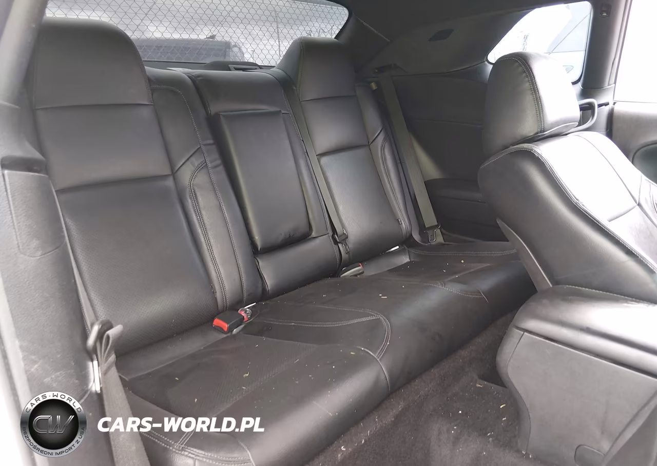 2018 Dodge Challenger Sxt VIN:2C3CDZAG8JH311064 - 8