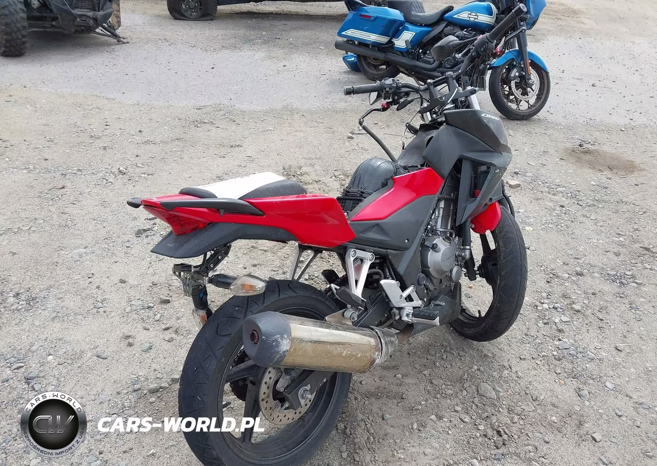 2015 Honda Cb300 F VIN:MLHNC5219F5100459 - 4