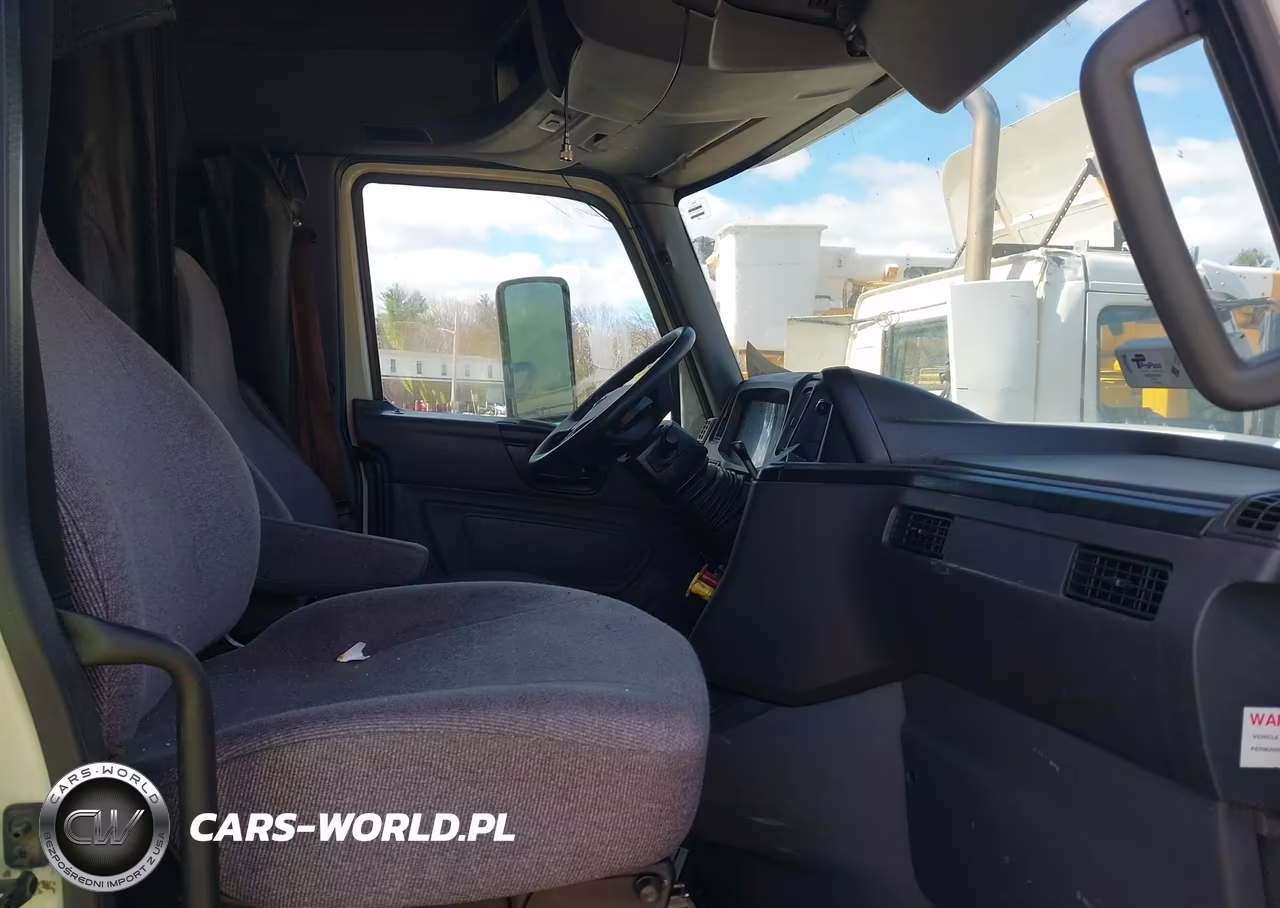 2019 International Lt VIN:3HSDZAPR2KN184599 - 7