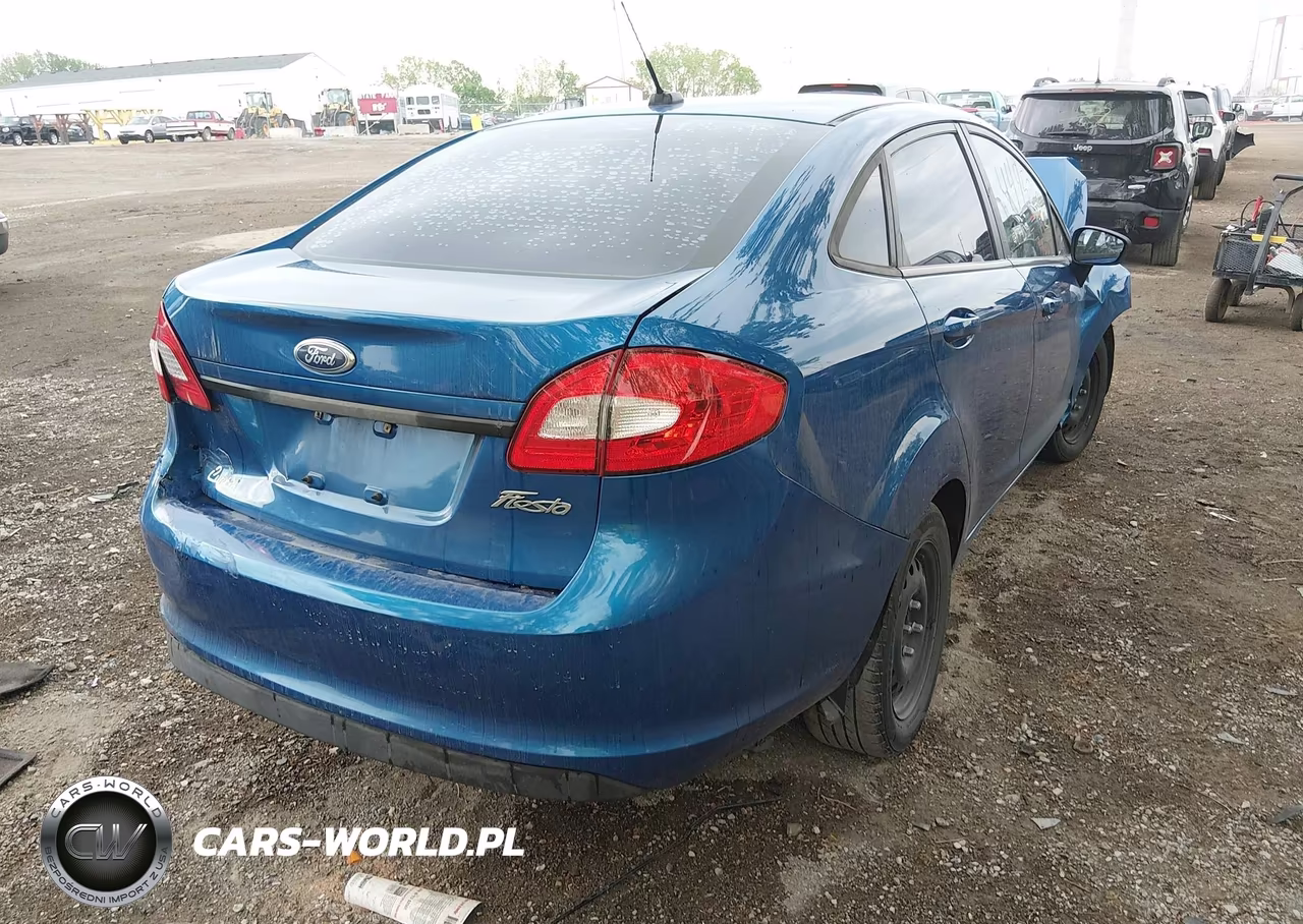 2011 Ford Fiesta S VIN:3FADP4AJ5BM175961 - 4