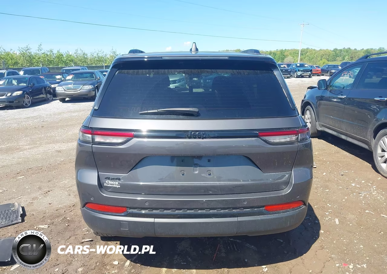 2024 Jeep Grand Cherokee Altitude X 4X4 VIN:1C4RJHAG6RC257397 - 16