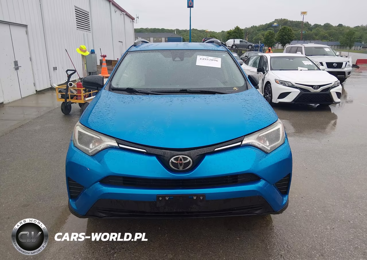 2018 Toyota Rav4 Le VIN:JTMBFREV7JD242360 - 12