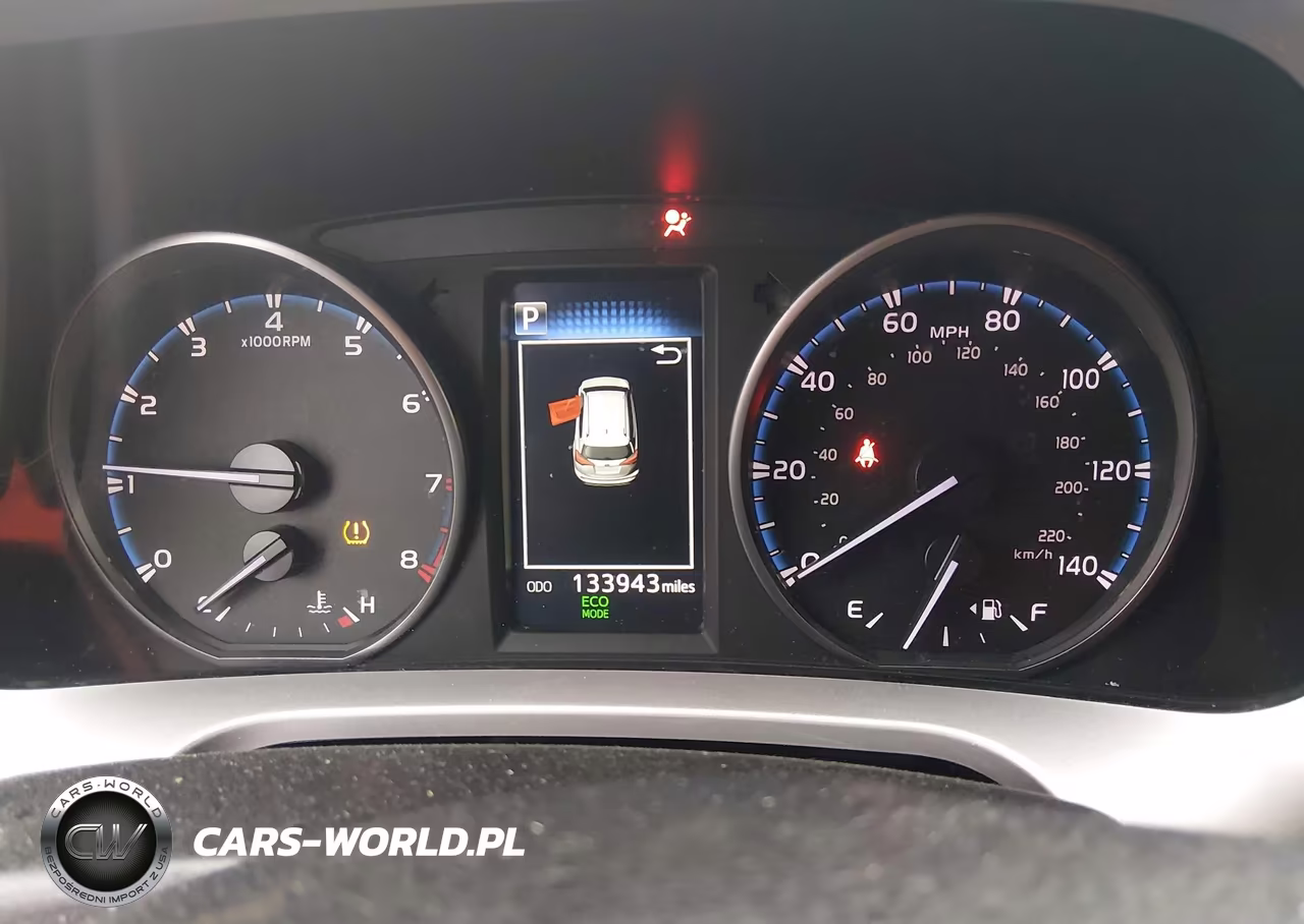 2018 Toyota Rav4 Le VIN:JTMBFREV7JD242360 - 7