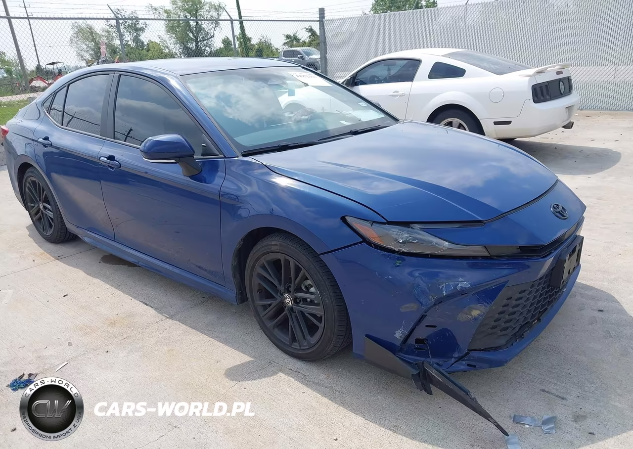 2025 Toyota Camry Se – zdjęcie 1 z 16