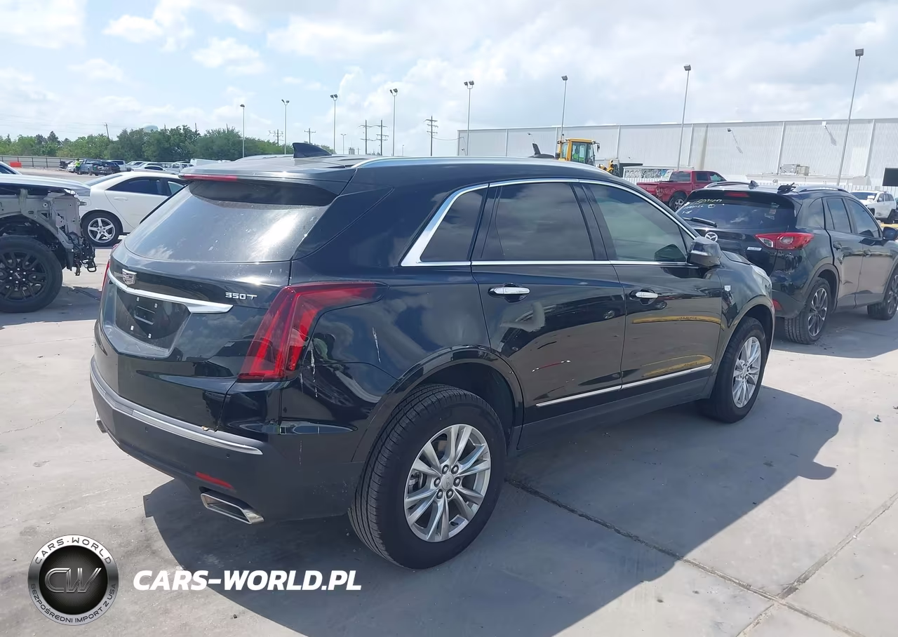 2025 Cadillac Xt5 Fwd Luxury VIN:1GYKNAR42SZ124642 - 4