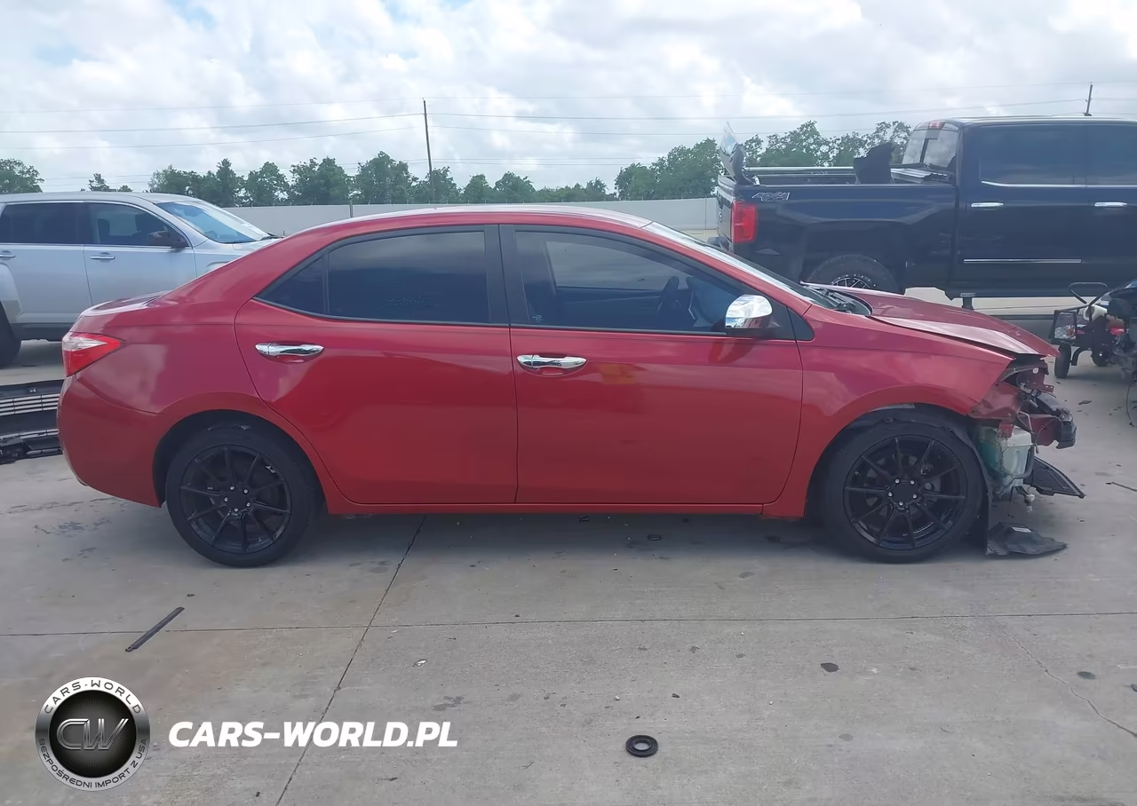 2018 Toyota Corolla Le VIN:2T1BURHE6JC003820 - 13