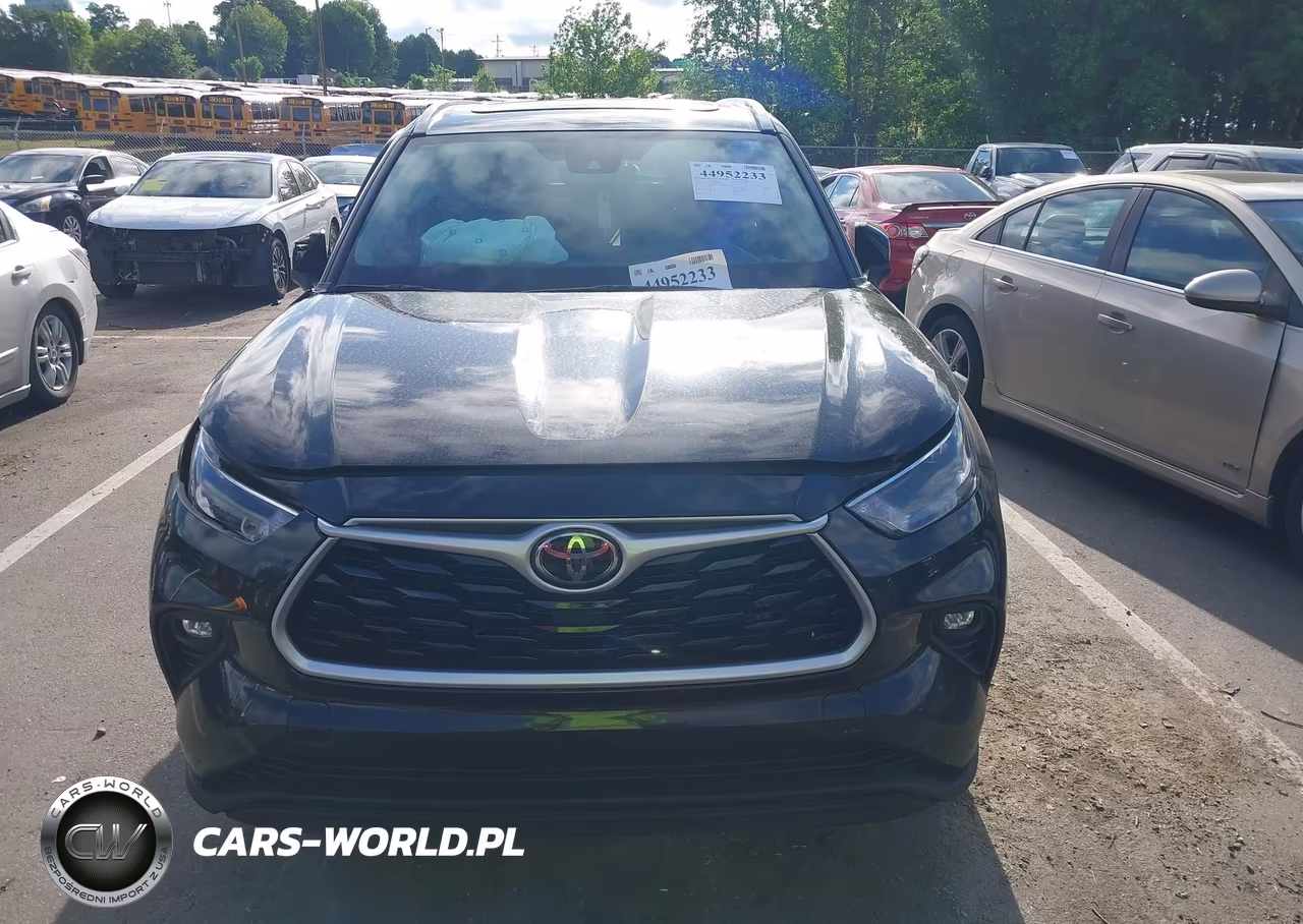2022 Toyota Highlander Xle VIN:5TDGZRAH0NS139854 - 12