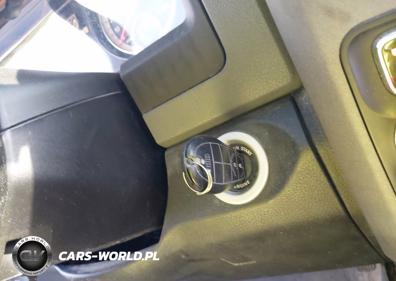 2016 Ram 1500 Express VIN:1C6RR6FG7GS108206 - 11