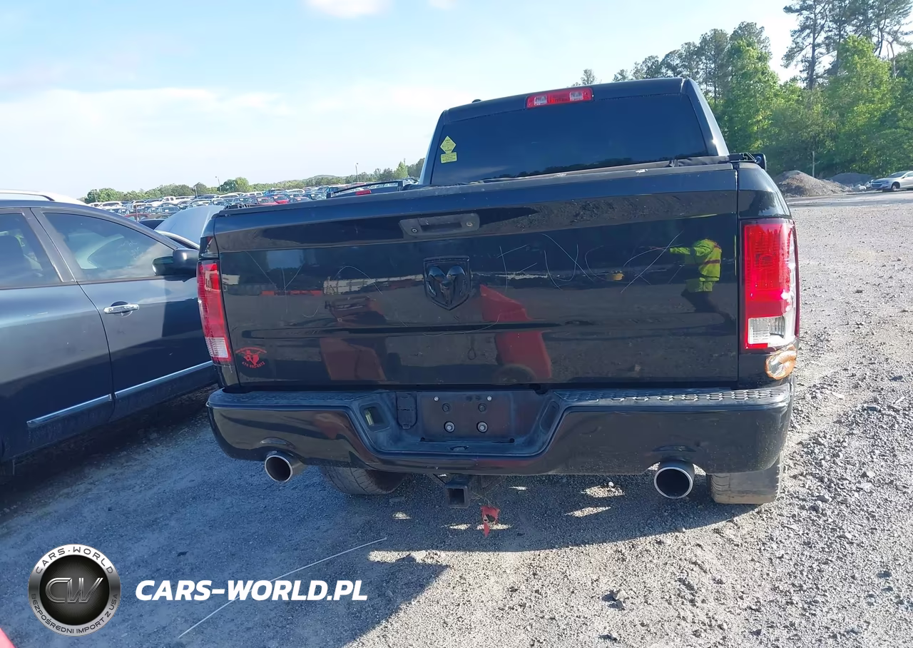 2016 Ram 1500 Express VIN:1C6RR6FG7GS108206 - 16