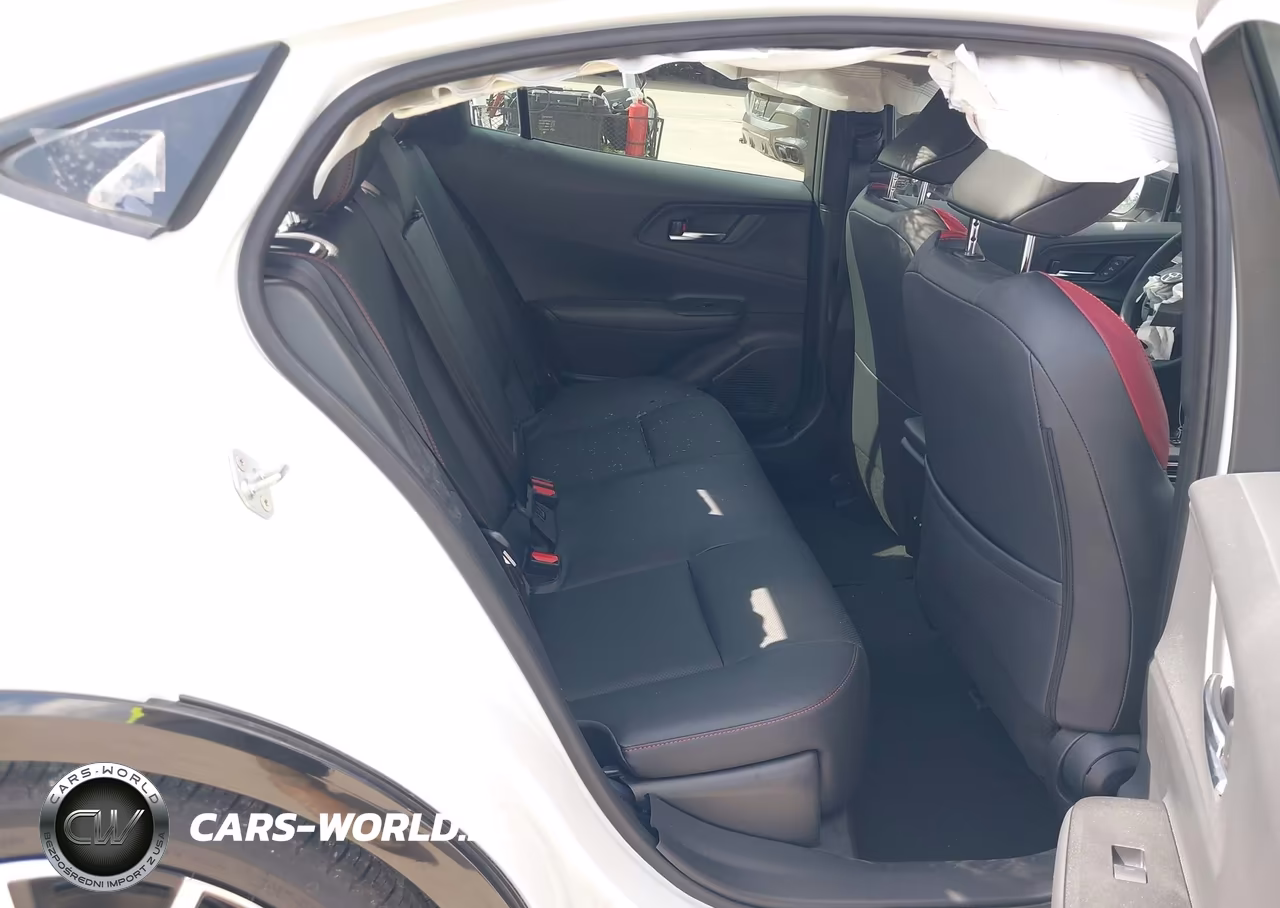 2024 Toyota Prius Prime Xse Premium VIN:JTDACACU1R3030863 - 8