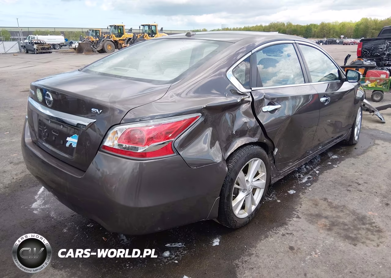 2015 Nissan Altima 2.5 Sv VIN:1N4AL3AP4FC157682 - 4