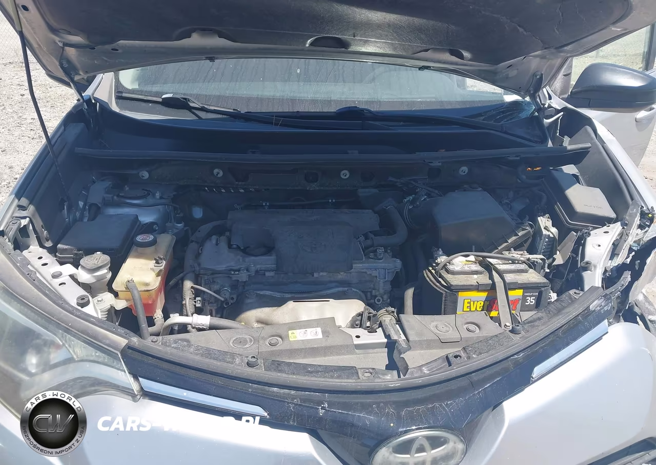 2018 Toyota Rav4 Le VIN:JTMZFREVXJJ201995 - 10