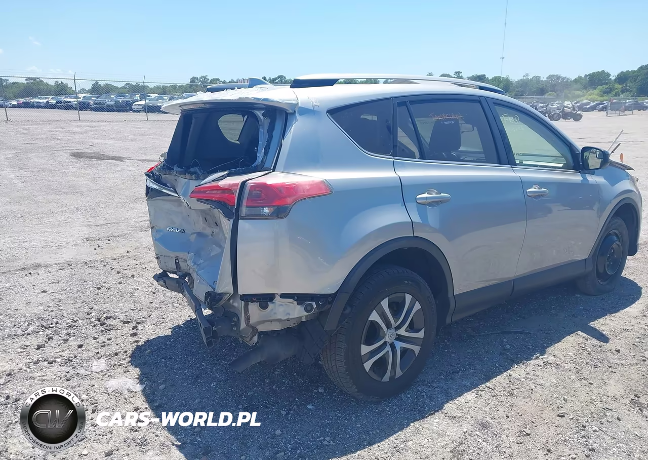 2018 Toyota Rav4 Le VIN:JTMZFREVXJJ201995 - 19