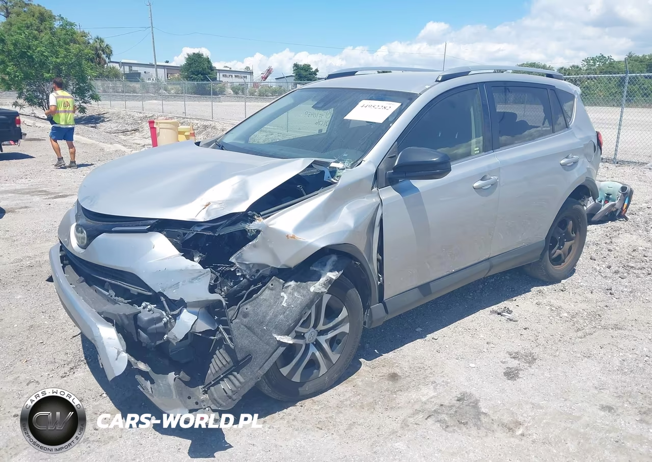 2018 Toyota Rav4 Le VIN:JTMZFREVXJJ201995 - 2