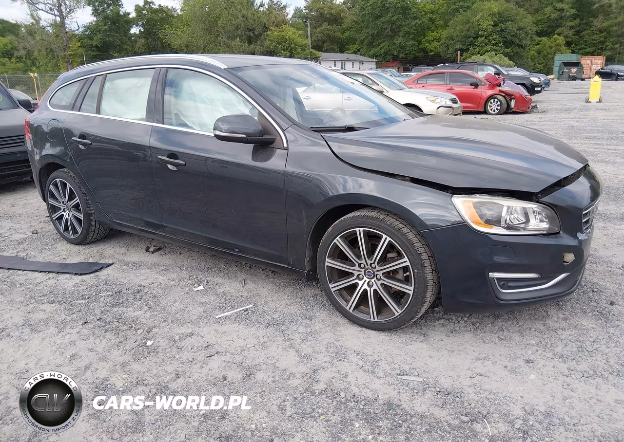 2015 Volvo V60 T5 Platinum