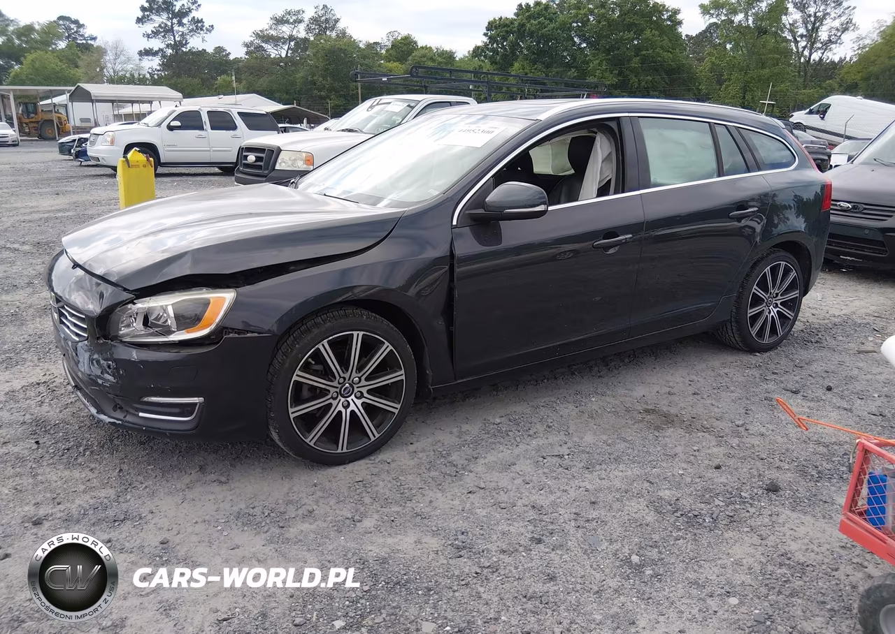 2015 Volvo V60 T5 Platinum VIN:YV140MEM6F1220602 - 2
