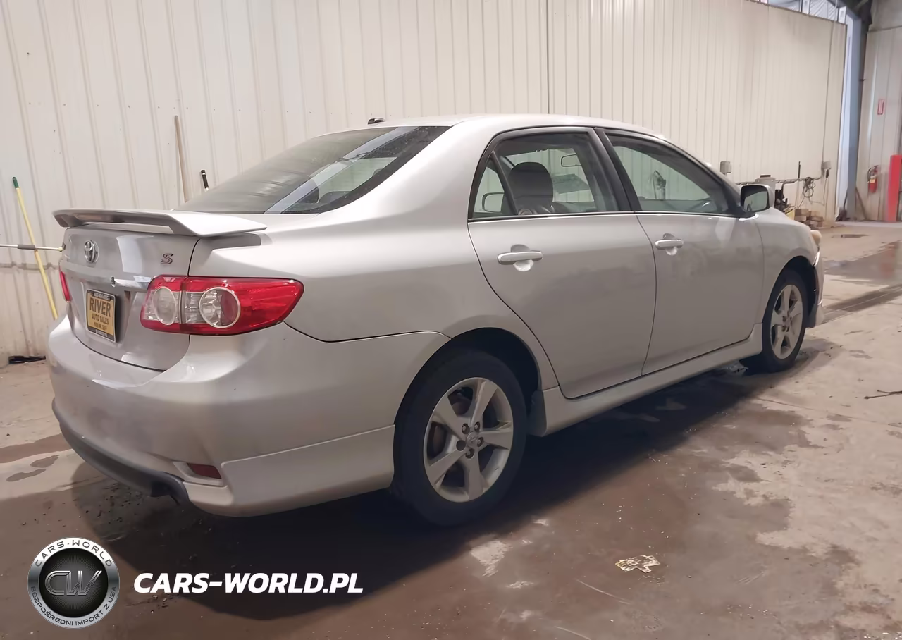 2011 Toyota Corolla S VIN:2T1BU4EE2BC684454 - 4