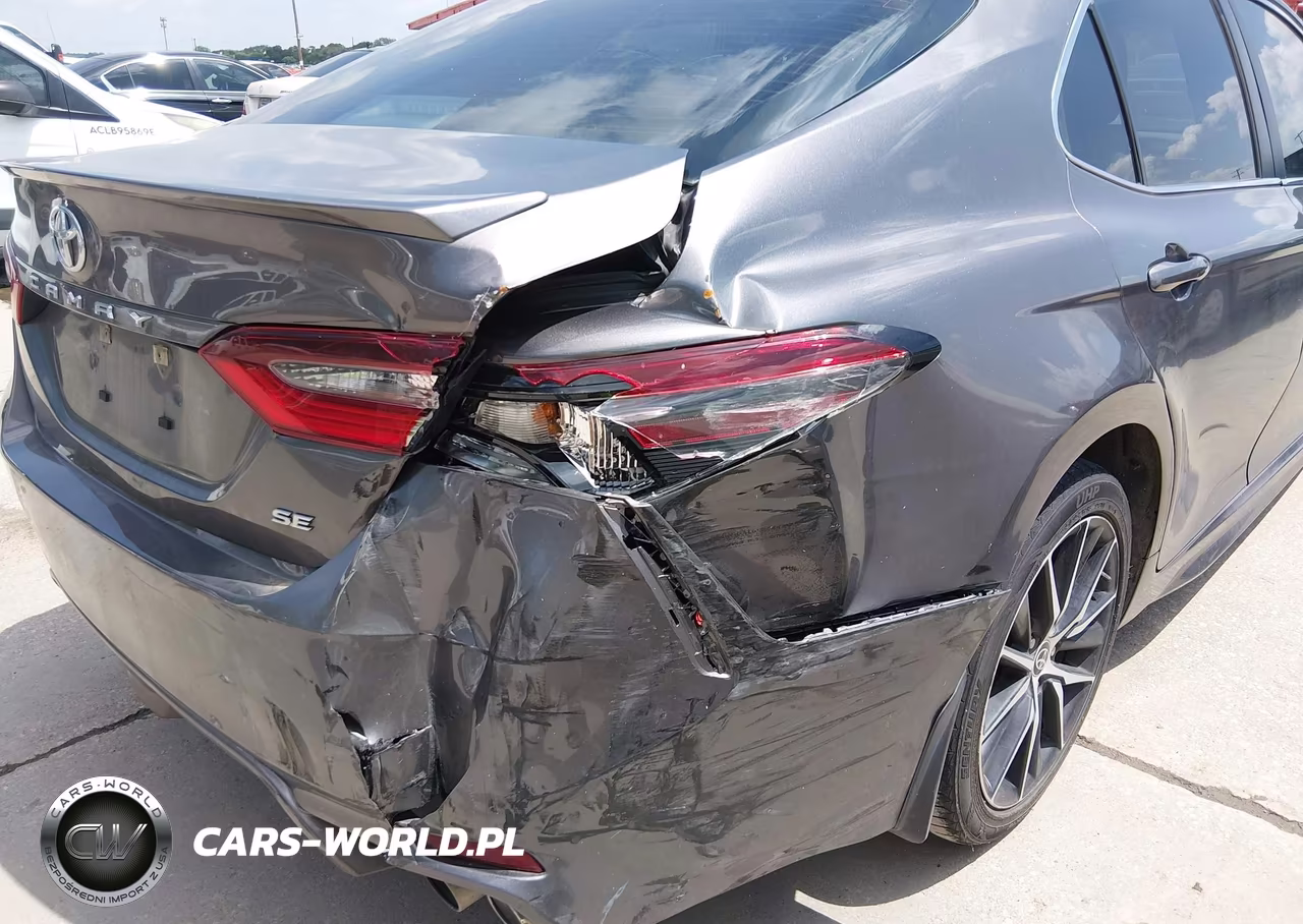 2024 Toyota Camry Se VIN:4T1G11AK2RU883960 - 17
