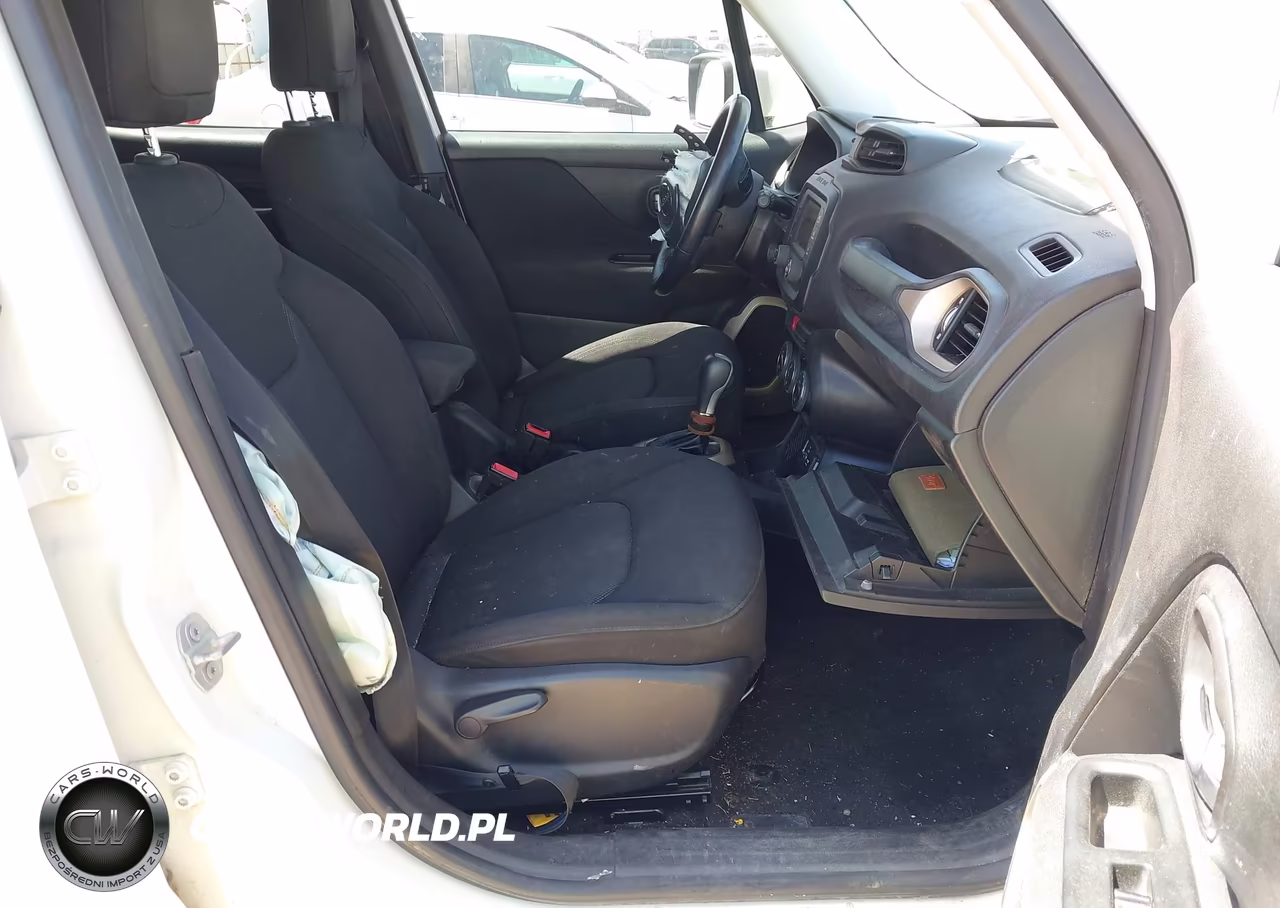 2015 Jeep Renegade Latitude VIN:ZACCJABT7FPC35425 - 5