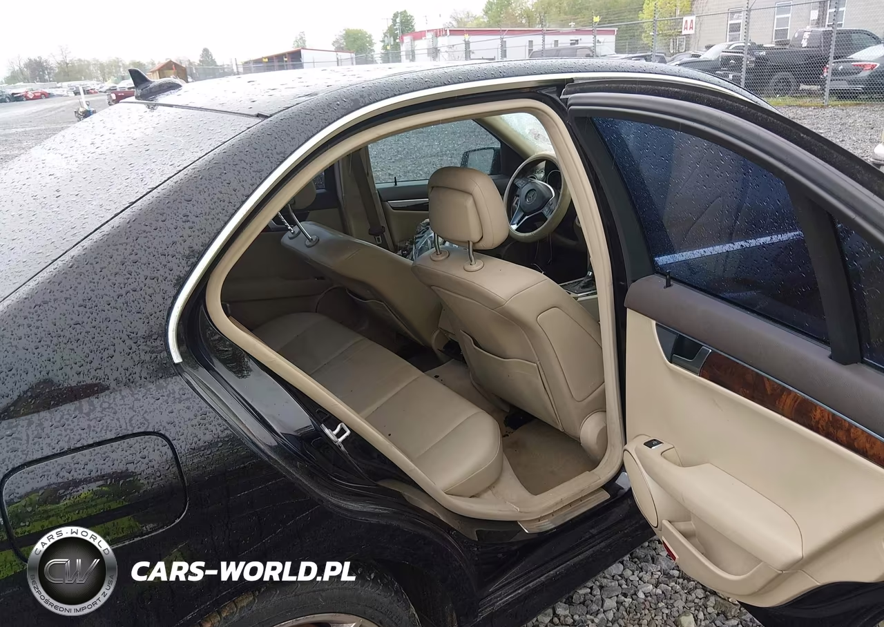 2012 Mercedes-Benz C 300 Luxury 4Matic-Sport 4Matic VIN:WDDGF8BBXCA642269 - 8