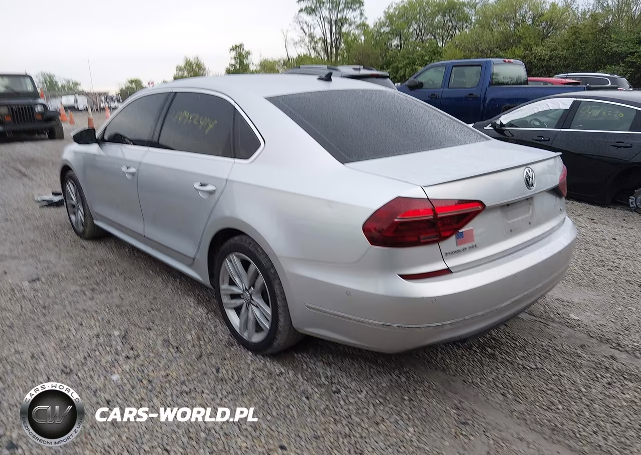2017 Volkswagen Passat V6 Sel Premium VIN:1VWCM7A30HC060919 - 3