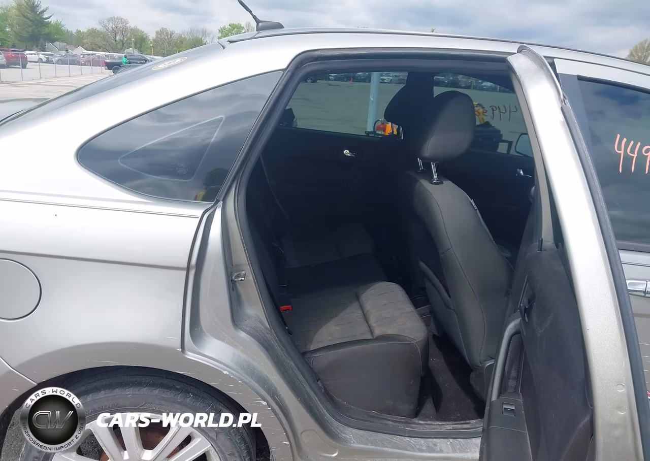2008 Ford Focus Se-Ses VIN:1FAHP35N58W162676 - 8