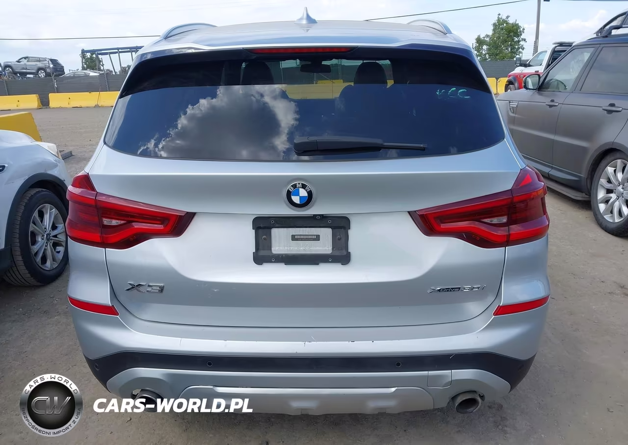 2018 BMW X3 xDrive30I VIN:5UXTR9C50JLD69182 - 17