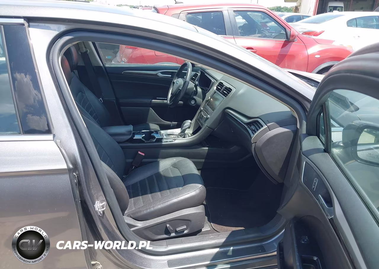2014 Ford Fusion Se VIN:3FA6P0HDXER315446 - 5