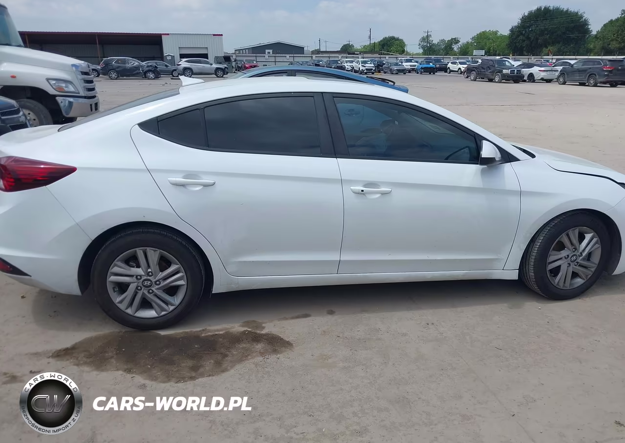 2020 Hyundai Elantra Value Edition VIN:5NPD84LF4LH554991 - 13